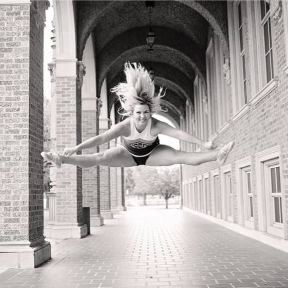 Meet your Posher, Marti - Picture 1 of 1